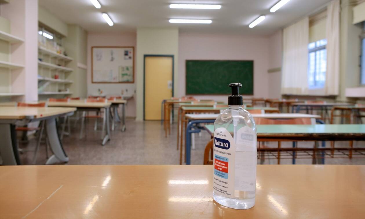 137 νέα κρούσματα στα σχολεία σε Λέσβο και Λήμνο