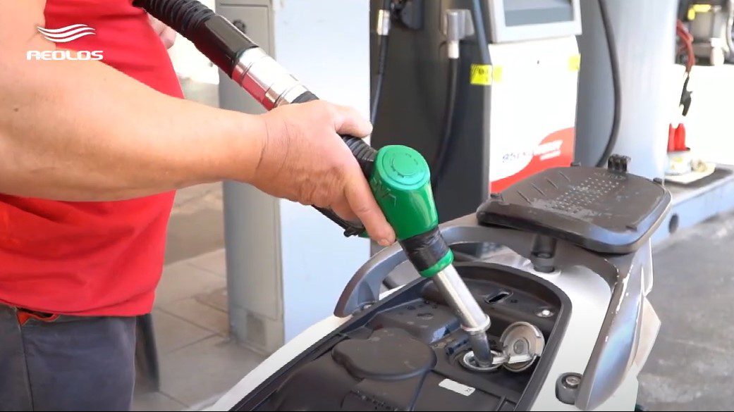 Ανεβαίνει ξανά η τιμή της βενζίνης στη Λέσβο