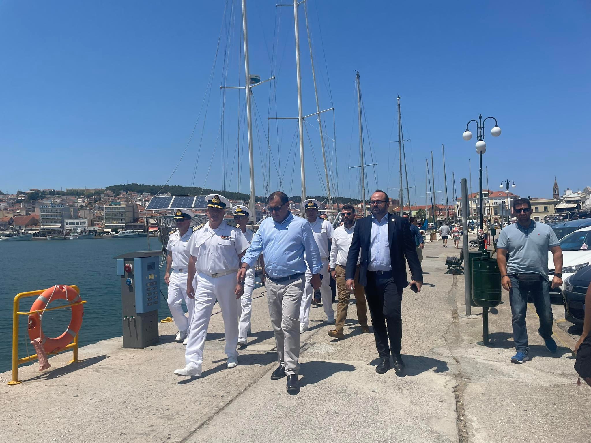 Επίσκεψη του Υφυπουργού Ναυτιλίας και του Υπαρχηγού Λ.Σ στα σκάφη του λιμενικού στη Μυτιλήνη