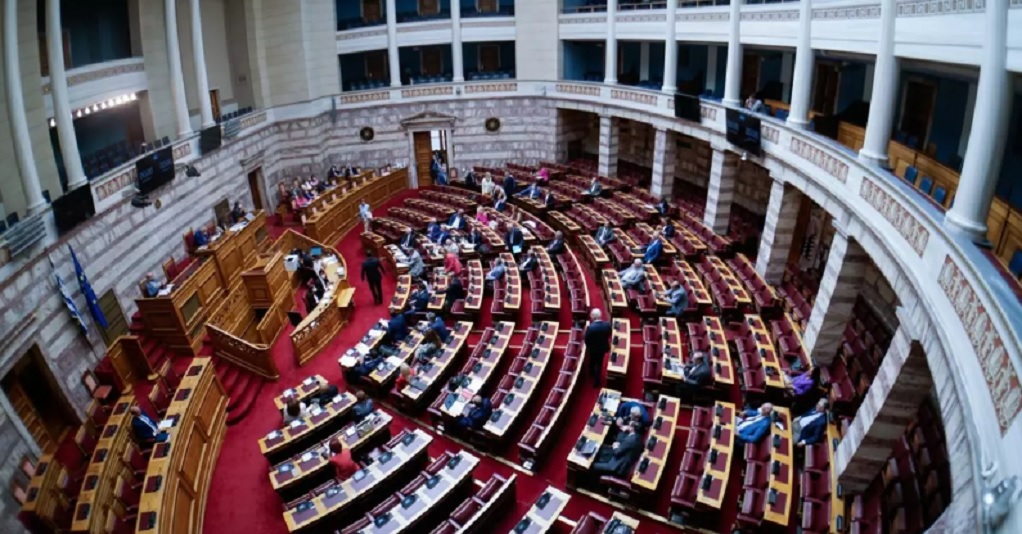 Αυτοί είναι οι 300 της νέας Βουλής – Ποιοι εκλέγονται
