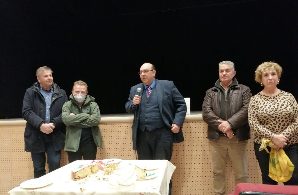 Δήμος Δυτικής Λέσβου: Την πρωτοχρονιάτικη πίτα τους έκοψαν οι εργαζόμενοι ΟΤΑ