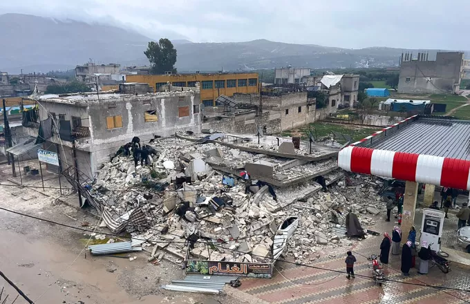 Πάνω από 11.000 οι νεκροί από τον φονικό σεισμό στη Τουρκία