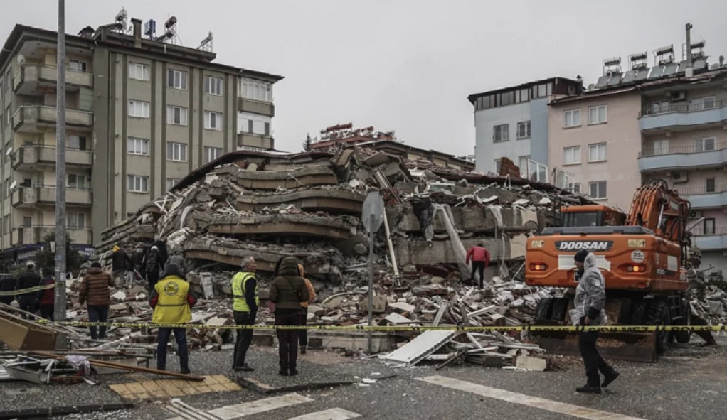 Στους 4.980 οι νεκροί από τον φονικό σεισμό στην Τουρκία
