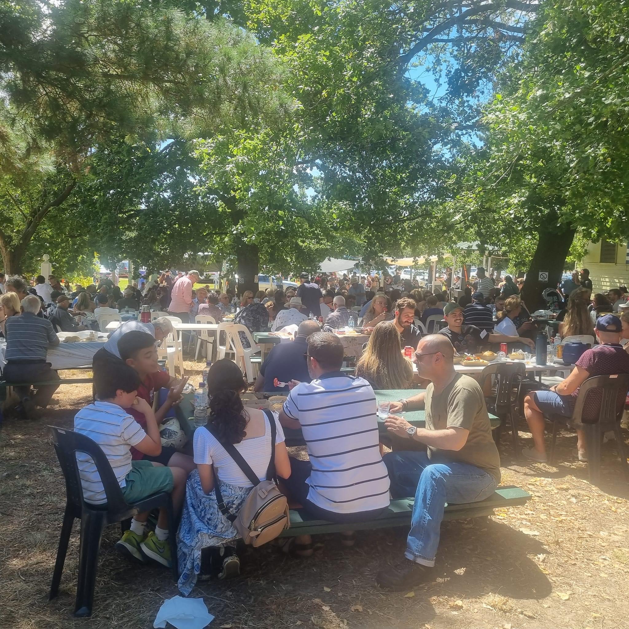 Μελβούρνη: Το αδιαχώρητο στη γιορτή του ούζου των Λέσβιων της Αυστραλίας