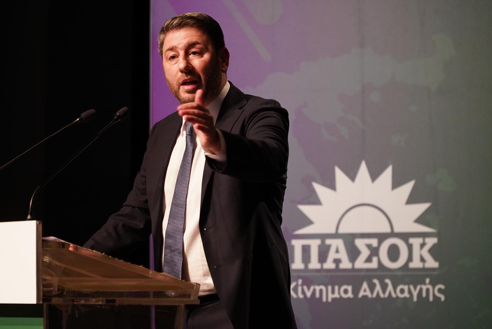 Ν. Ανδρουλάκης: «Ο λαϊκισμός δεν είναι μόνο χωρίς γραβάτα αλλά και με γραβάτα και με κολλάρο»