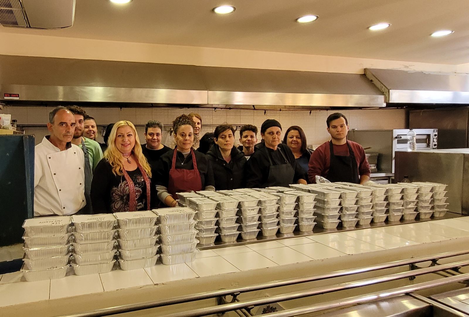 155 γεύματα αγάπης σε άπορες και ευπαθείς οικογένειες από το Δημόσιο ΙΕΚ Λήμνου