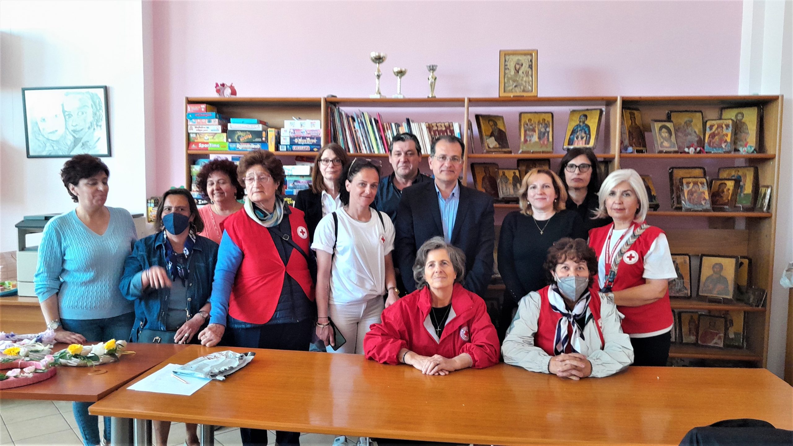 Επίσκεψη του Περιφερειακού Τμήματος Μυτιλήνης του Ελληνικού Ερυθρού Σταυρού στην “Κυψέλη”