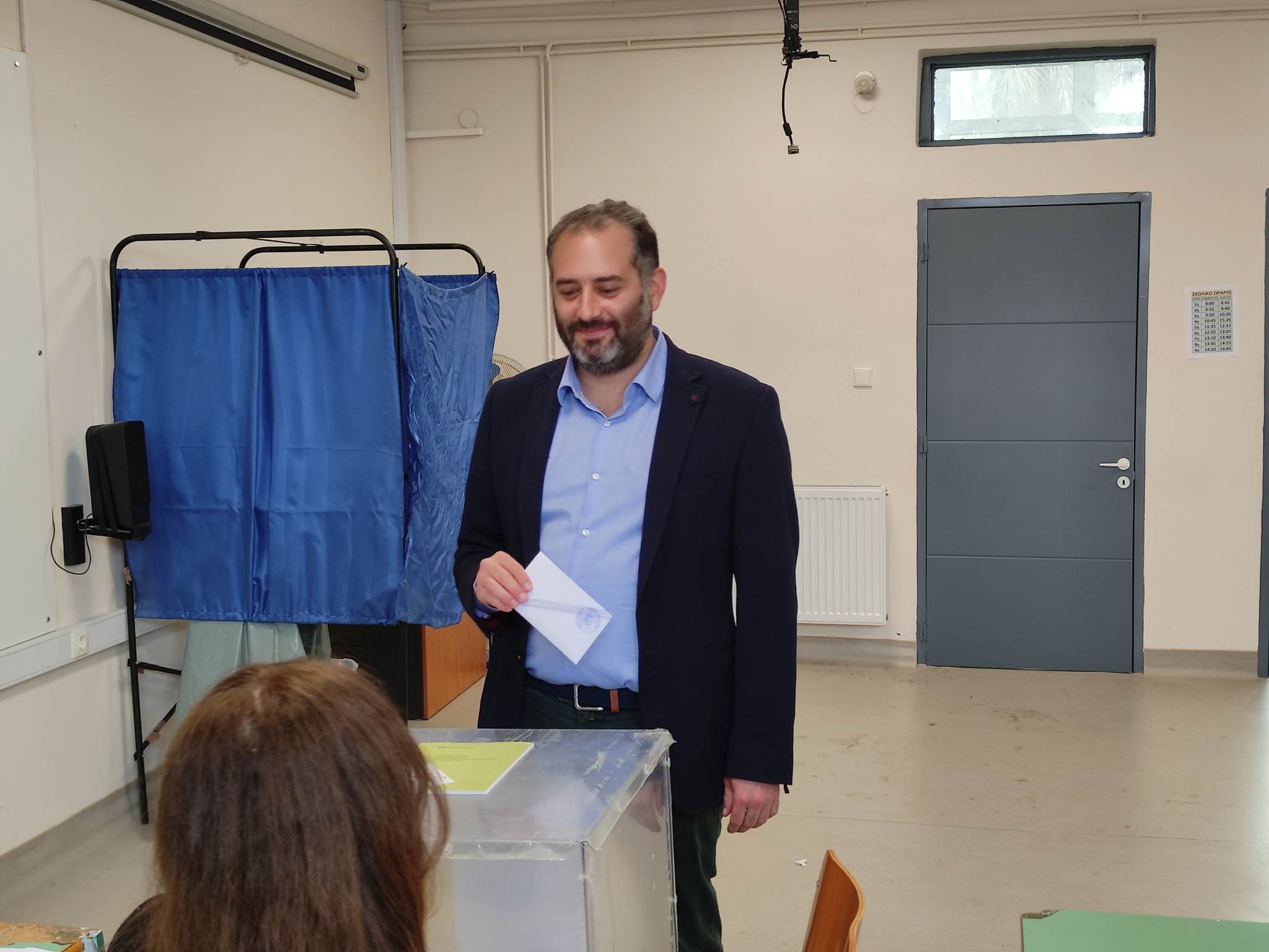 Άσκησε το εκλογικό του δικαίωμα ο υποψήφιος βουλευτής Γιώργος Πετρέλλης