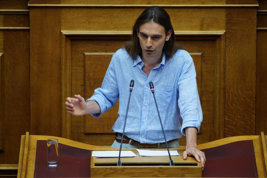Ο υποψήφιος βουλευτής του ΜέΡΑ25, Κρίτων Αρσένης στη Λέσβο