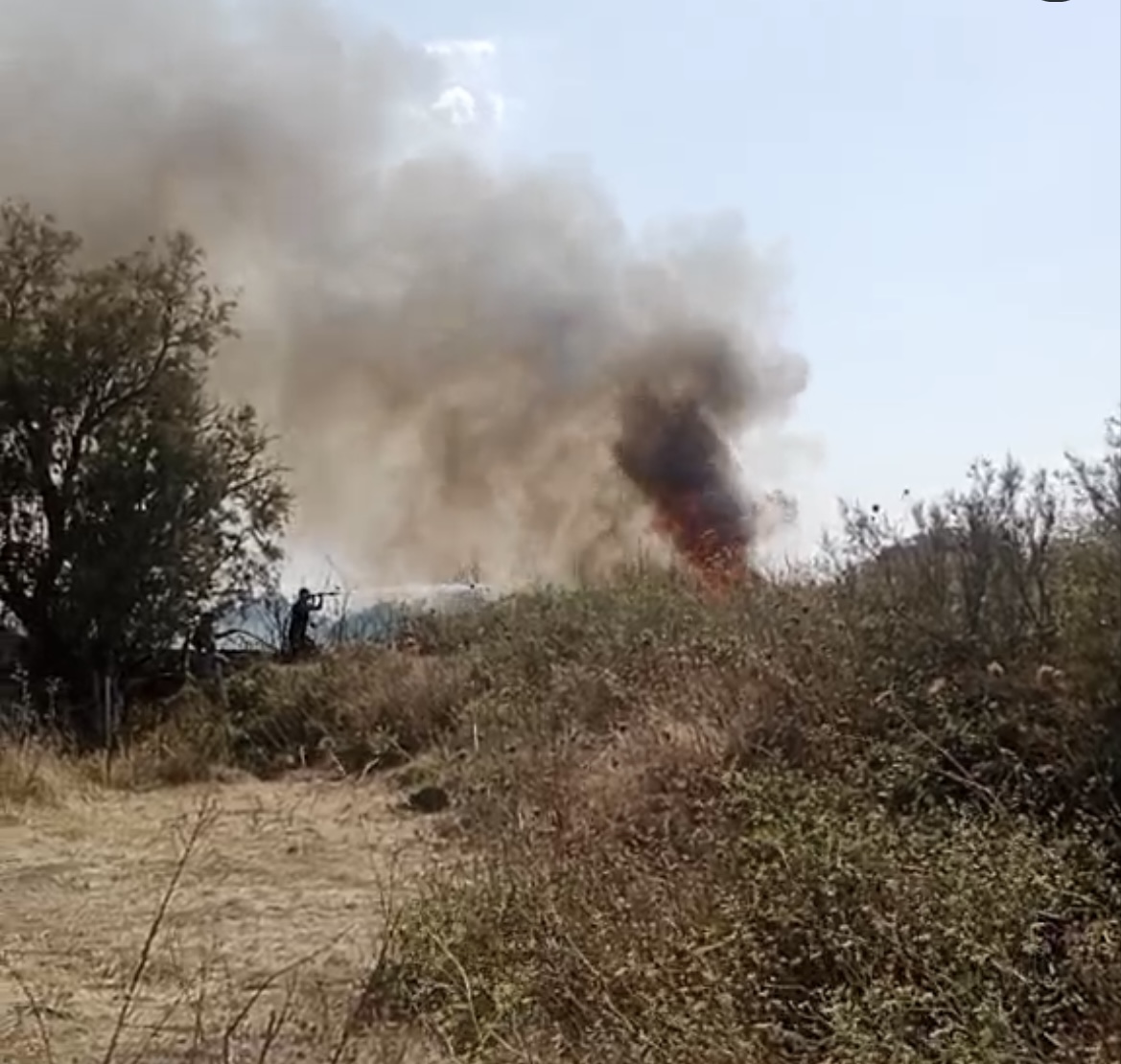Φωτιά σε έκταση με χαμηλή βλάστηση στη Σκάλα Ερεσού