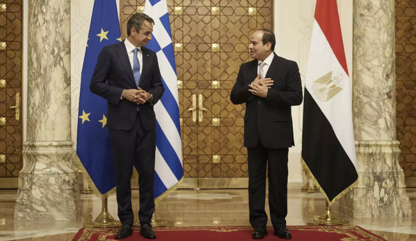 Στην Αίγυπτο ο Κυριάκος Μητσοτάκης σε συνάντηση με τον Αιγύπτιο Πρόεδρο Αμπντέλ Φατάχ Αλ-Σίσι