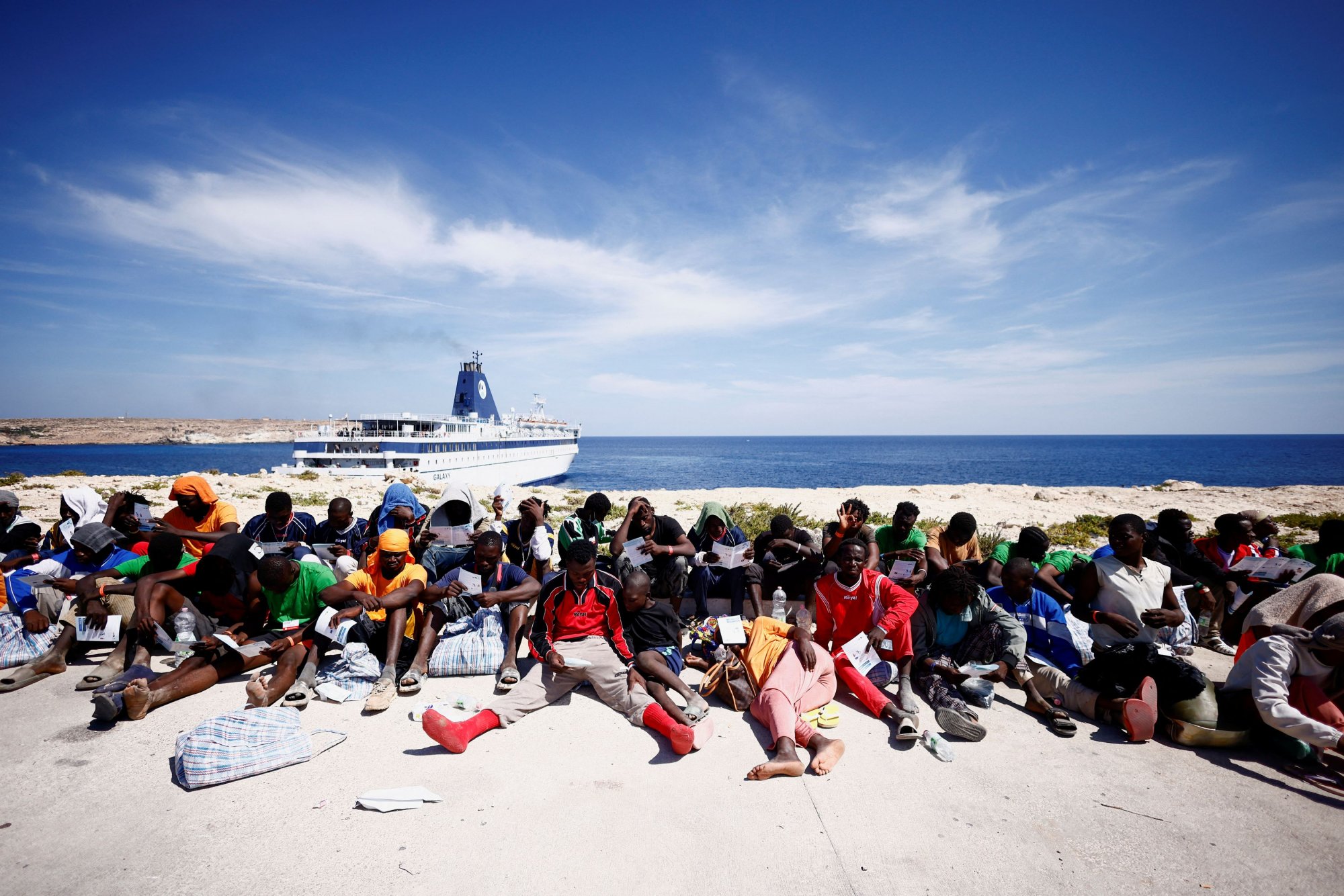 Λαμπετούζα: Ρεκόρ αφίξεων μεταναστών με 6.800 ατόμα μέσα σε 24 ώρες