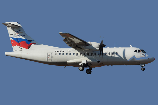 Ακυρώθηκαν δυο πτήσεις της «Sky Express» λόγω καιρού – Πολύωρη ταλαιπωρία επιβατών