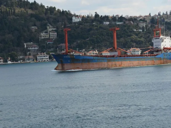 Βύθιση φορτηγού πλοίου σημαίας Κομόρες νοτιοδυτικά της Λέσβου
