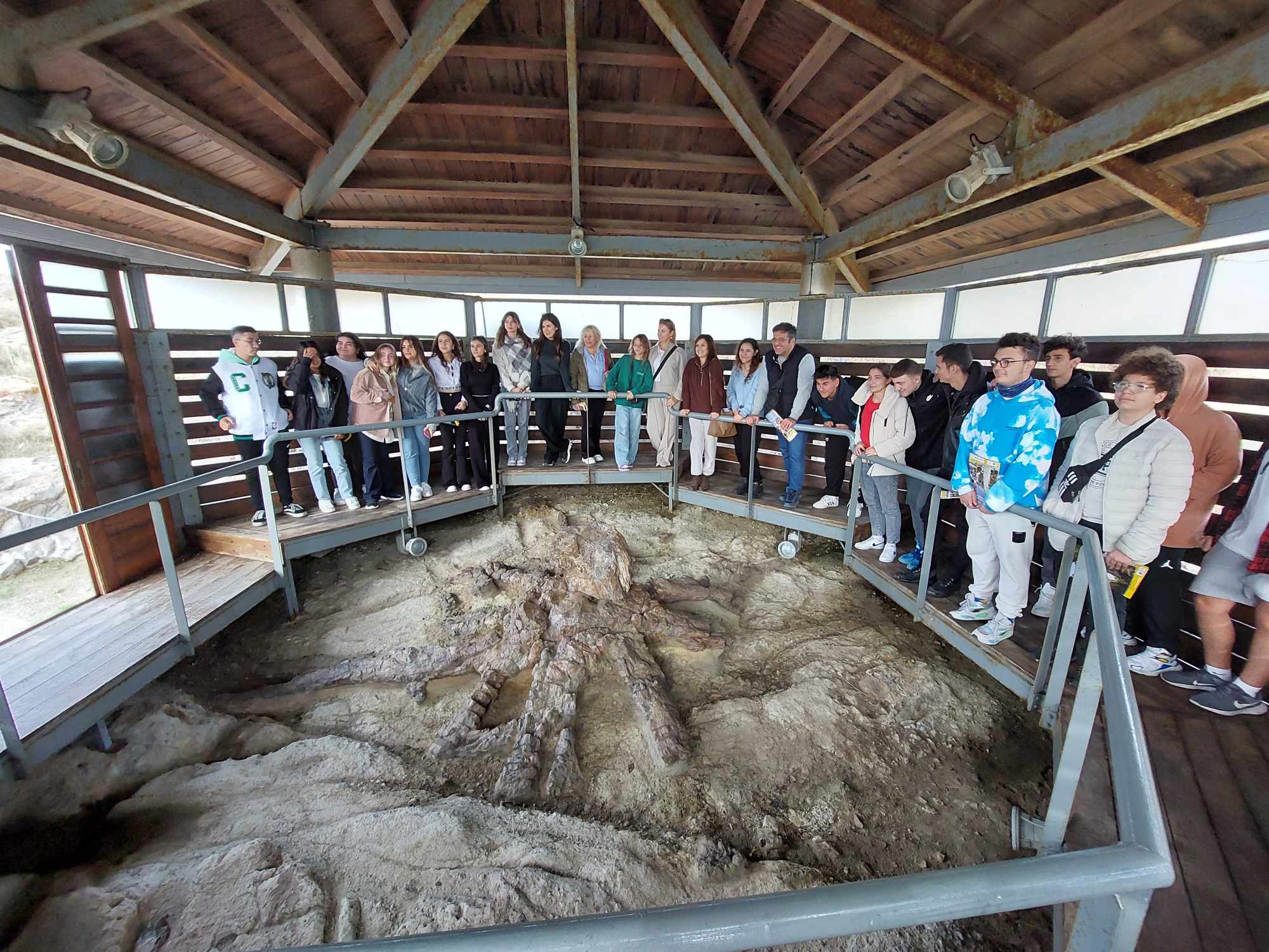 Επίσκεψη μαθητών του σχολείου Açi High School της Τουρκίας στο Απολιθωμένο Δάσος