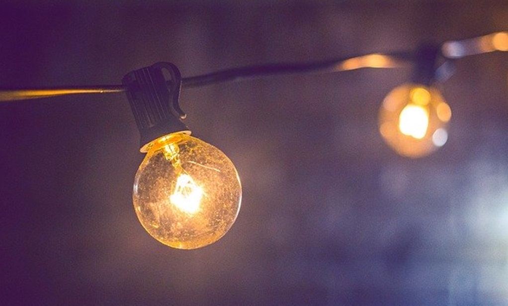 Τα σχολεία της Λέσβου σβήνουν τα φώτα για 5 λεπτά και συμβάλλουν στην εξοικονόμηση ενέργειας