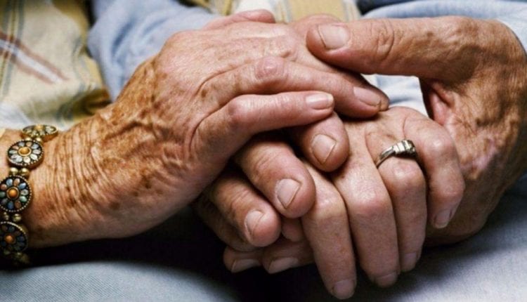 Αιτήσεις για ένταξη  ωφελoυμένων στο Κέντρο Ημερήσιας Φροντίδας Ηλικιωμένων  Λήμνου