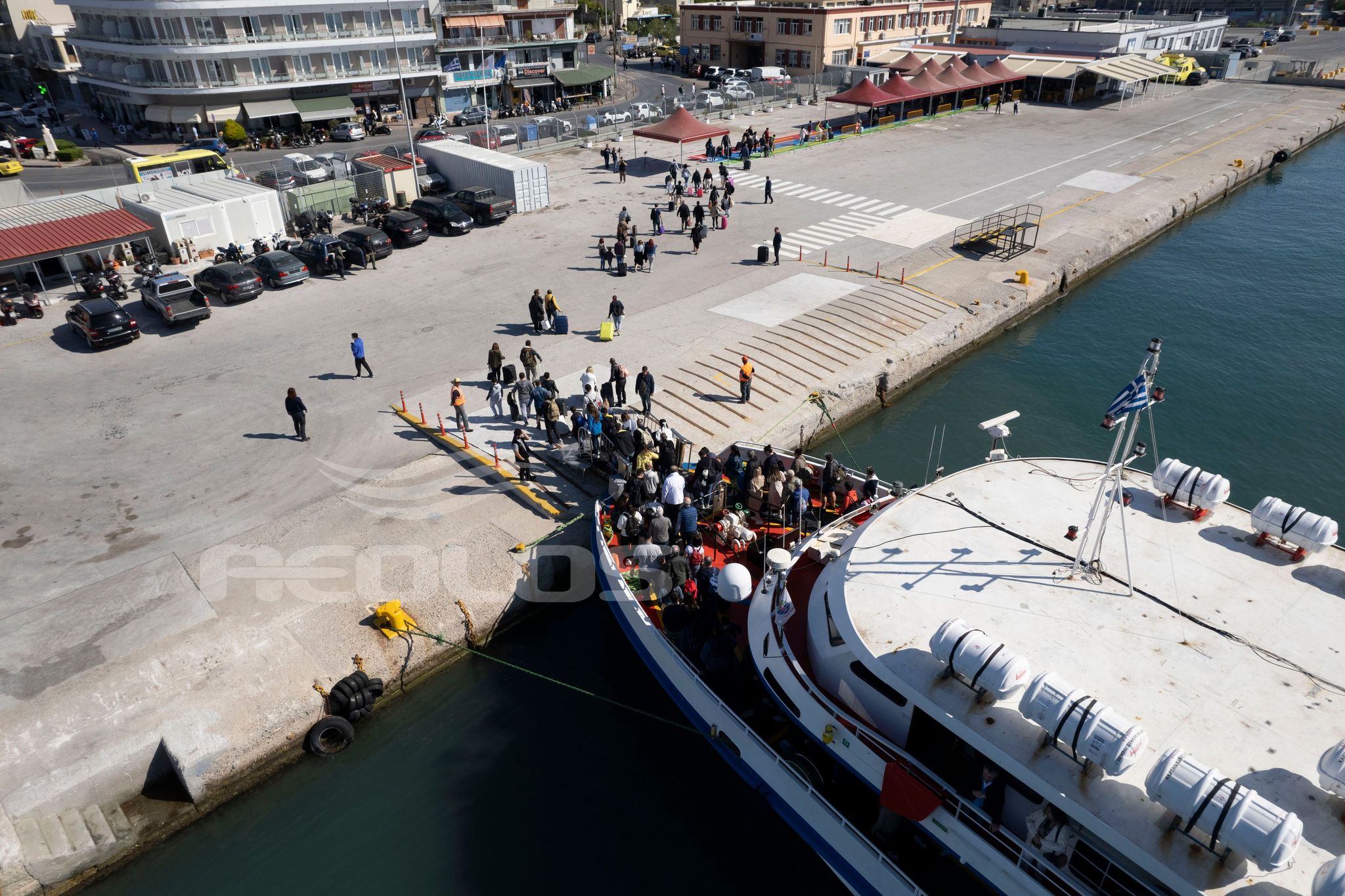 Η visa express απογείωσε τον τουρισμό το α’ δεκαήμερο του Απριλίου | 20.000 Τούρκοι στα ελληνικά νησιά