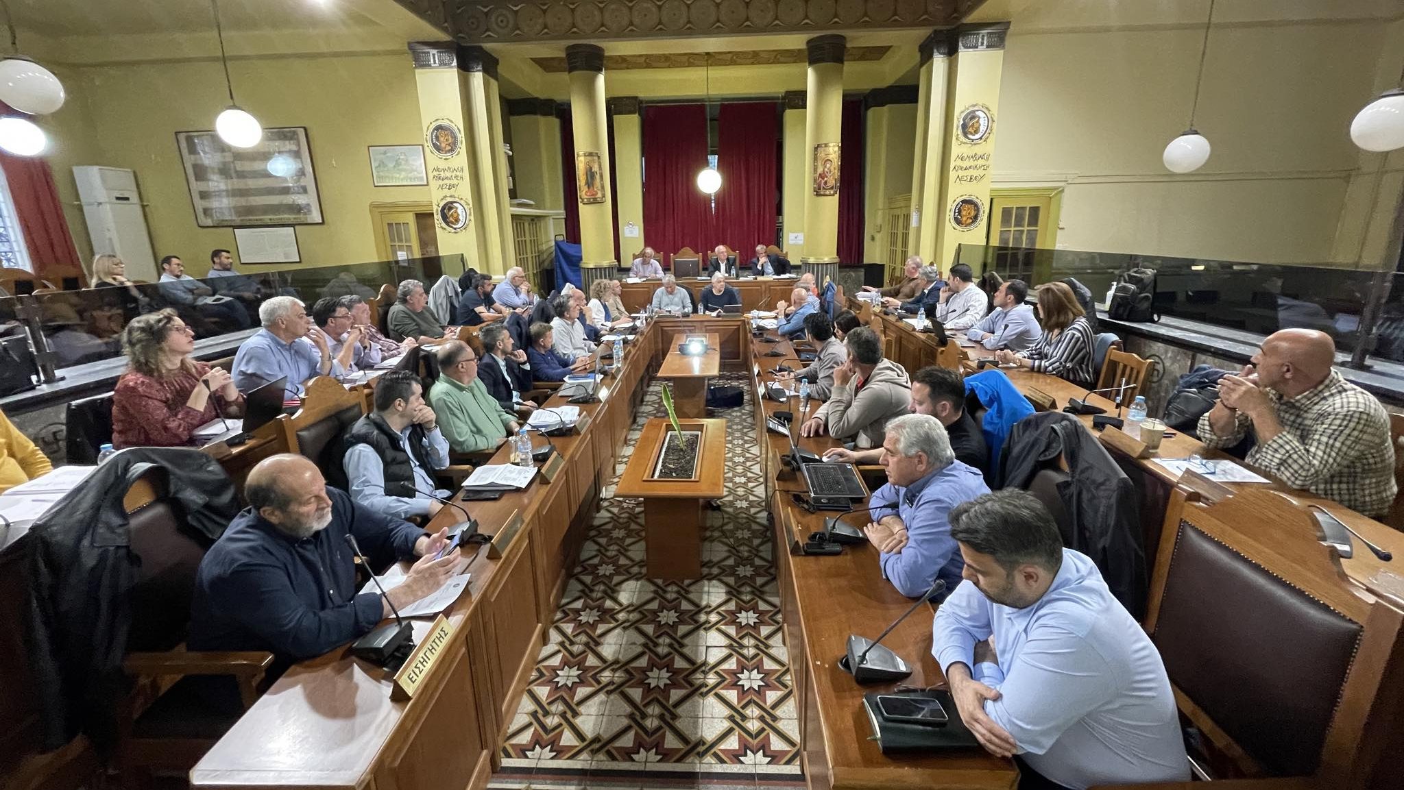 Ψήφισμα για να επιστρέψει ο «Αιολικός» στην έδρα του από το Δημοτικό Συμβούλιο Μυτιλήνης